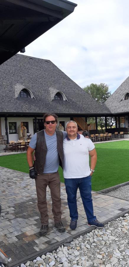 Ograda Bunicilor Villa Baia de Fier Exteriör bild